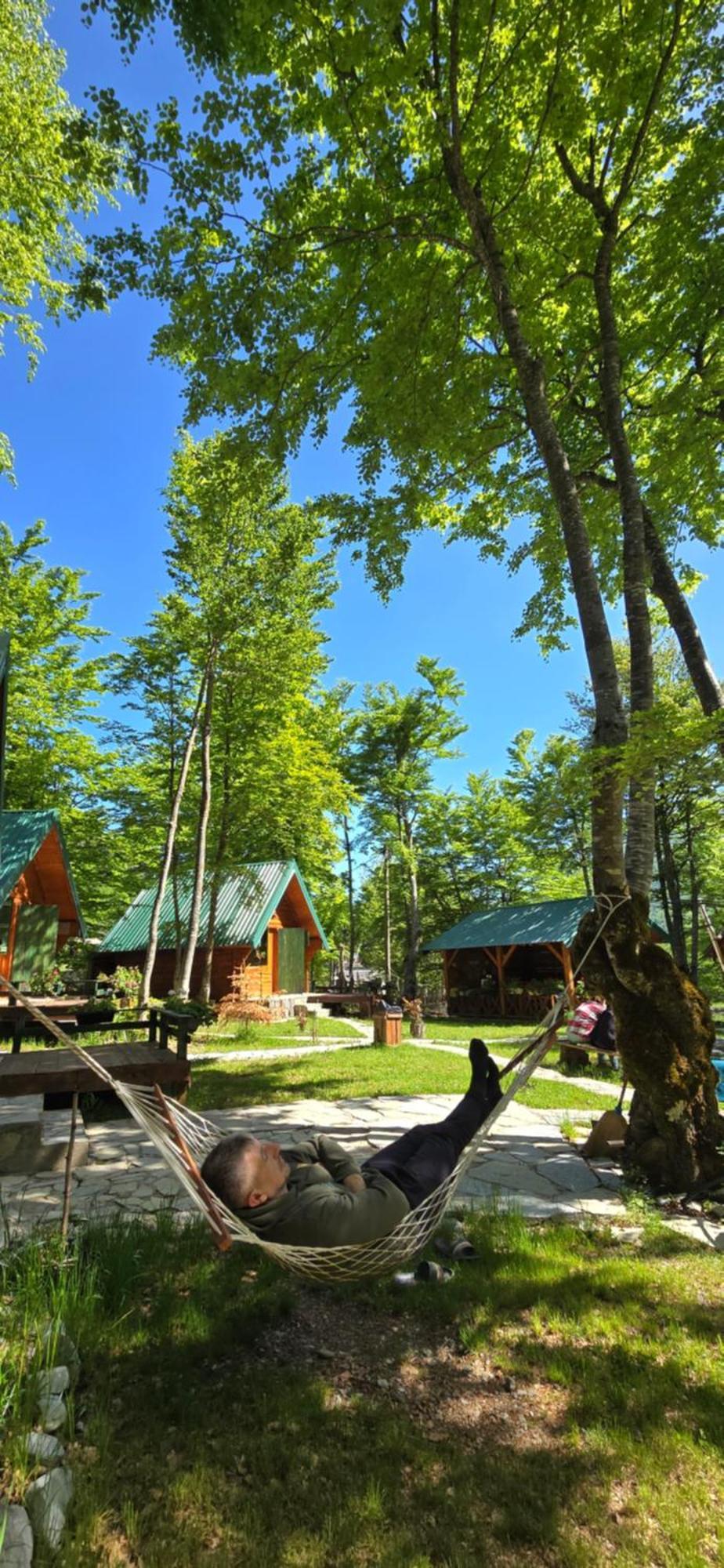 Bungalows Prokletije Gusinje Bagian luar foto