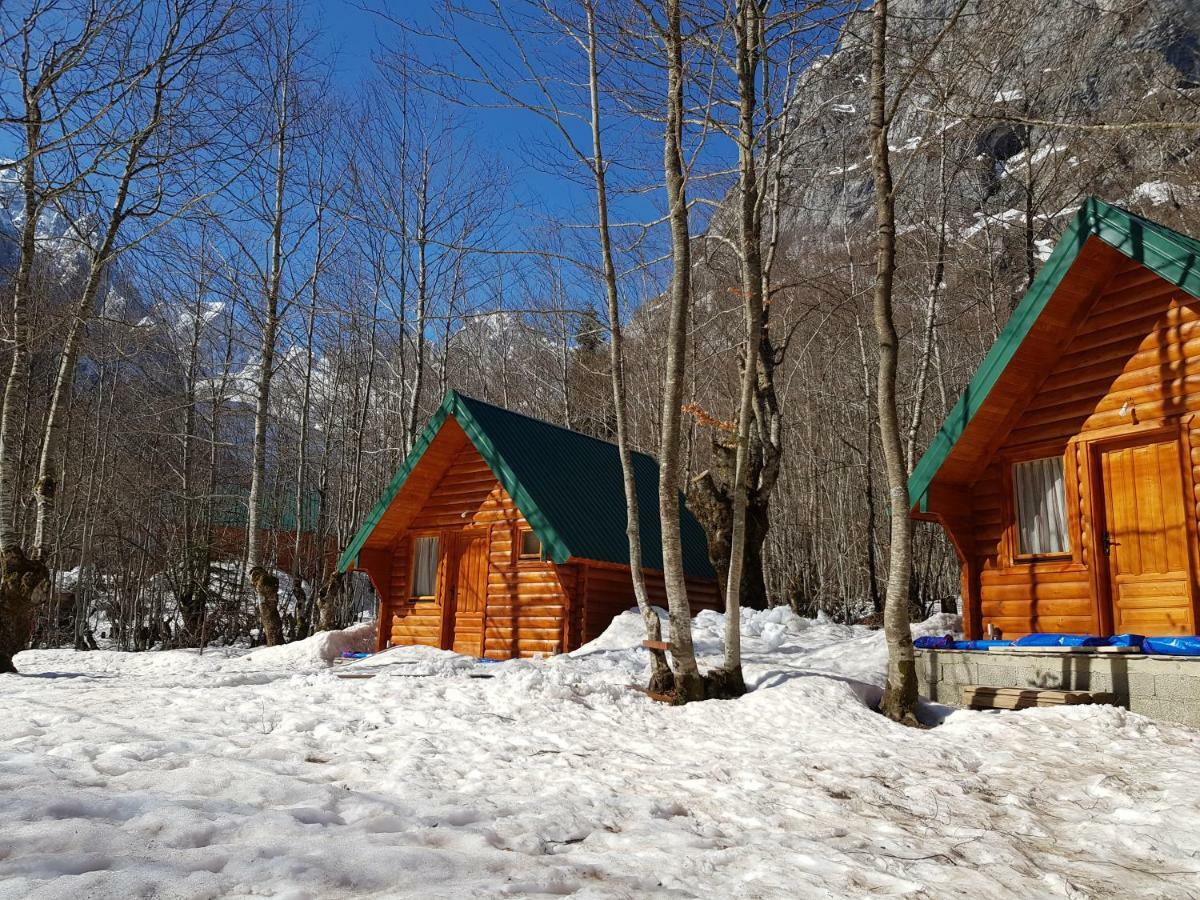 Bungalows Prokletije Gusinje Bagian luar foto